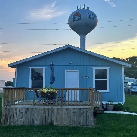 Pelican Motel