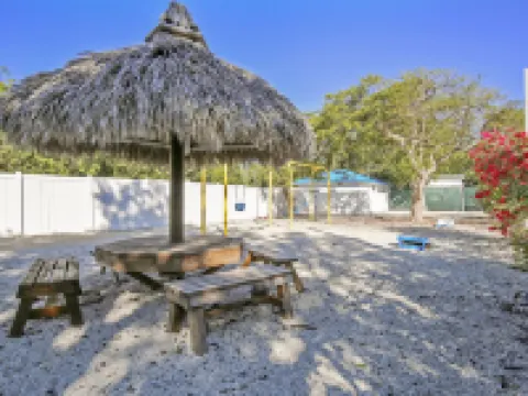 โอเชียน พอยท์ สวีทส์ แอท คีย์ลาร์โก โรงแรมในTavernier