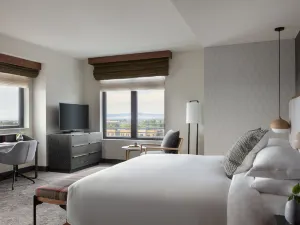 Kimpton Armory Hotel Bozeman