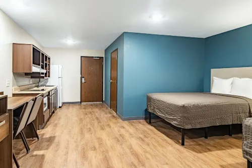 WoodSpring Suites Toledo Maumee Hotels in Springfield Township