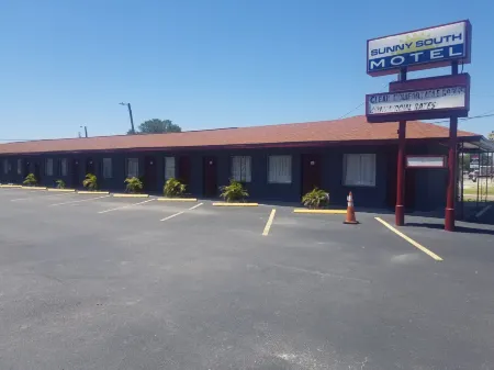 Sunny South Motel