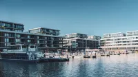 Modern studio with free wifi & parking Hotels in Kingston