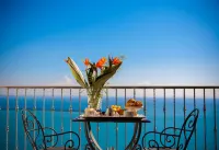 Lloyd's Baia Hotel - Sea View