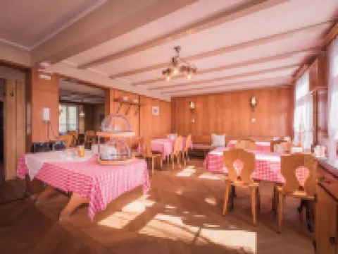 Gasthof Schoenegg B&B Hotels in Ringgenberg