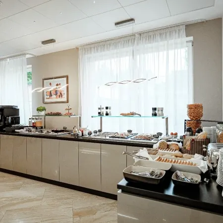 Hotel Silenzio Отели рядом с достопримечательностью «Лорета»