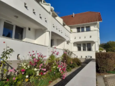 Demizson Panzió Hotels in Kehidakustany