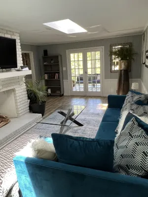Urban Lake House - breakfast
