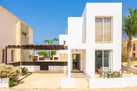 Villa Vitamin Blue