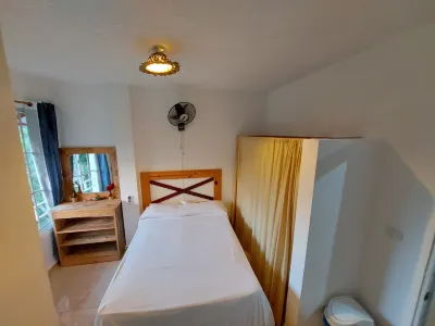 Quiet Studio - Apartment 4 in Villa Coconut