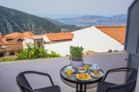 Tholos - Mountain view