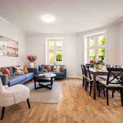 Rosen Apartment Rooms