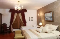 Casa Lola Hotel Boutique Hotels in Salamina