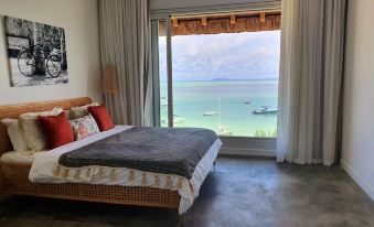 Luxury Beachfront Villa with Private Pool - Jolly's Rock