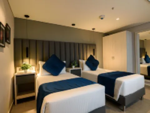 4南飯店 恩裡克奧拉亞埃雷拉機場附近的飯店