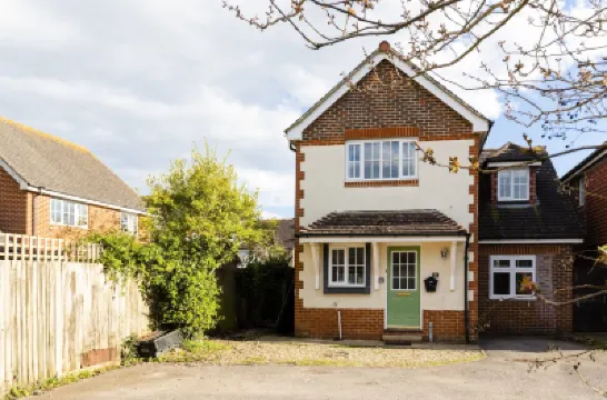 有停車場的South Downs避難所 酒店