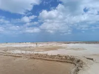 Del Mar Vendra Hotels in Manaure