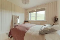 Authentic Cabin - Unique Location - in Nature - 2Br Các khách sạn ở 