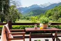 Natura Chalets - Mountain view