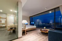 The Ocean Front Villa Nha Trang Abogo Hotel a 