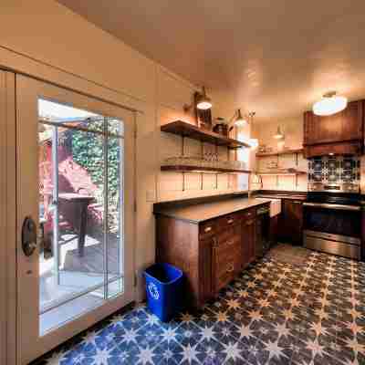 Cali Cochitta Vacation Rentals Rooms