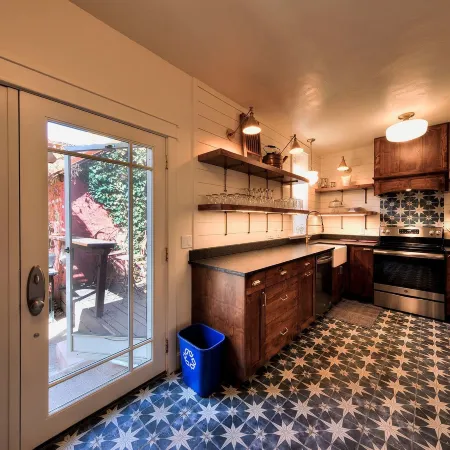 Cali Cochitta Vacation Rentals