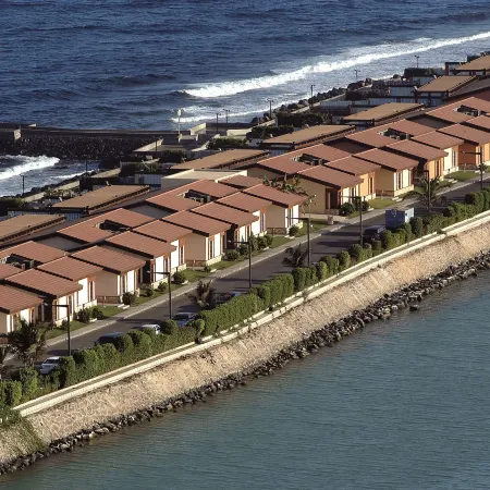 Al Nawras Island Resort