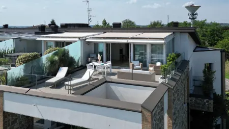 L'Angelica Holiday Home Отели рядом с достопримечательностью «South Garda Karting»