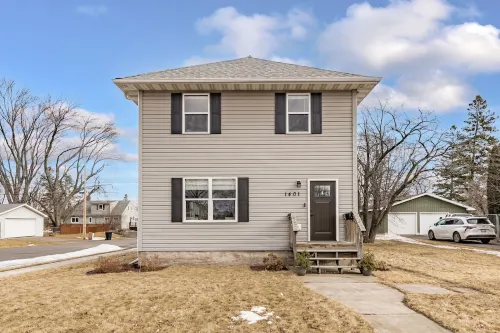The Harlow House- Beautifully Renovated Home Near Duluth
