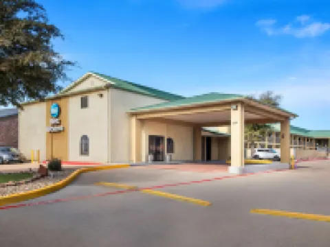 Best Western Cedar Inn Hotels in Cedar Park
