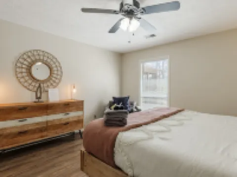 Discover Your Vacation Haven in Greenville, SC – B5 Homes! Hotels in Mauldin