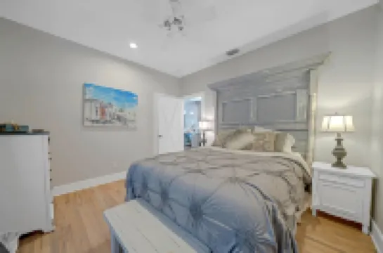 Steps to Beach and Resort Pool Access - Gorgeous Coastal Haven