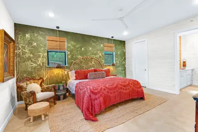 Enchanting Wildlife Preserve and Unique Accommodations - Whimsical Retreat