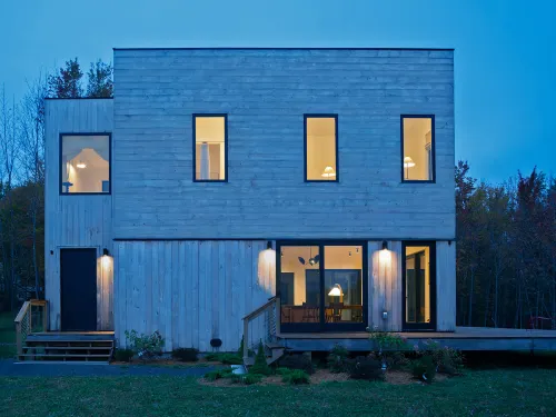 Scenic Deck and Hot Tub - Stunning Modern Mountain Retreat Hotels in Middletown