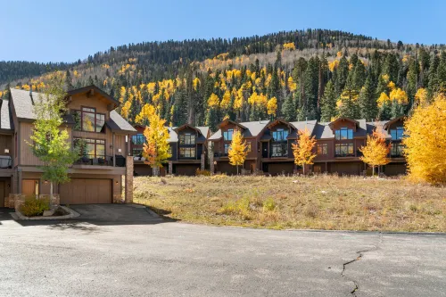 Stunning Mountain Views and Indoor Heated Pool - Gorgeous Townhome Retreat
