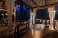 Pacuare Lodge by Böëna - parking