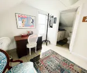 Natural Light and Spacious Backyard - Inviting Lakeshore Retreat Hotels in Glen Arbor