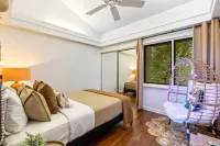 Inviting Space with Pool and Lush Community Amenities - Charming Retreat Hotels in Hawaii-Maui