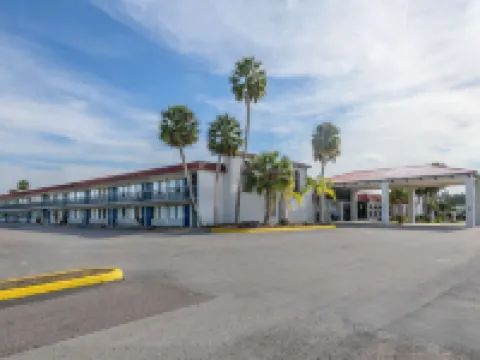 Motel 6 Spring Hill, FL - Weeki Wachee Hotels in Hernando County