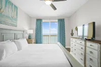 Calypso Resort 805W