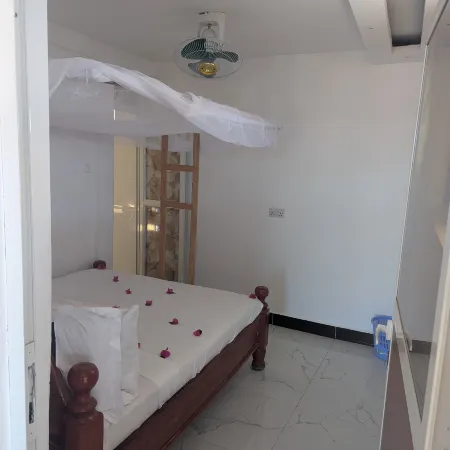 Room Nas: Right Side Sea View 2nd Flat with 2 Guests