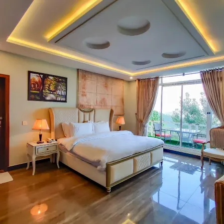 Queenstown Hotel Murree