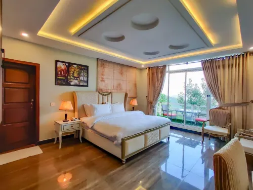 Queenstown Hotel Murree - 停車場