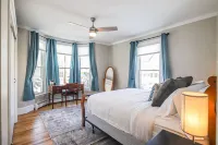 Cozy 3BR - Pet Friendly - Near Portland - Parking
