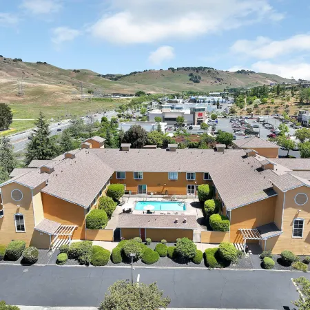 Quality Inn Near Six Flags Discovery Kingdom-Napa Valley