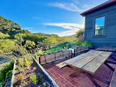 Limantour Lodge Отели в г. Пойнт Рейес Стейшен