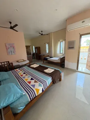 Blissful Haven Art House - Near Entrance to Auroville Hotels in 