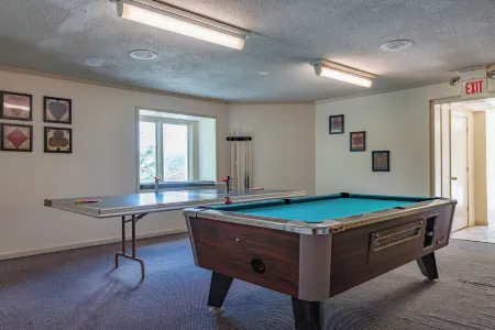 4 Seasons at Beech Mountain