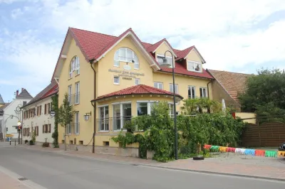 Gasthaus Honigsack Hotels in Eisenberg