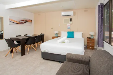 Big4 Shepparton Park Lane Holiday Park Отели в г. Шеппартон