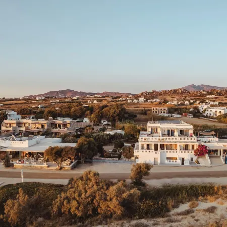 Almiriki Naxos Beachside Living